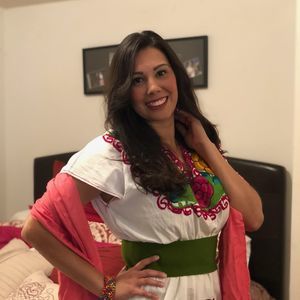 Meet your Posher, Moraima